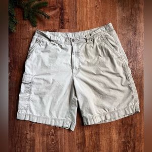 Men’s Columbia Hiking shorts 34